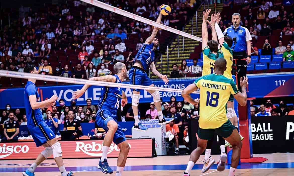 Seleção brasileira de vôlei perde para Itália na abertura da 3ª semana da Liga das Nações