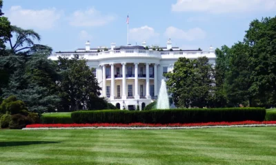 pexels-aaron-kittredge-129112