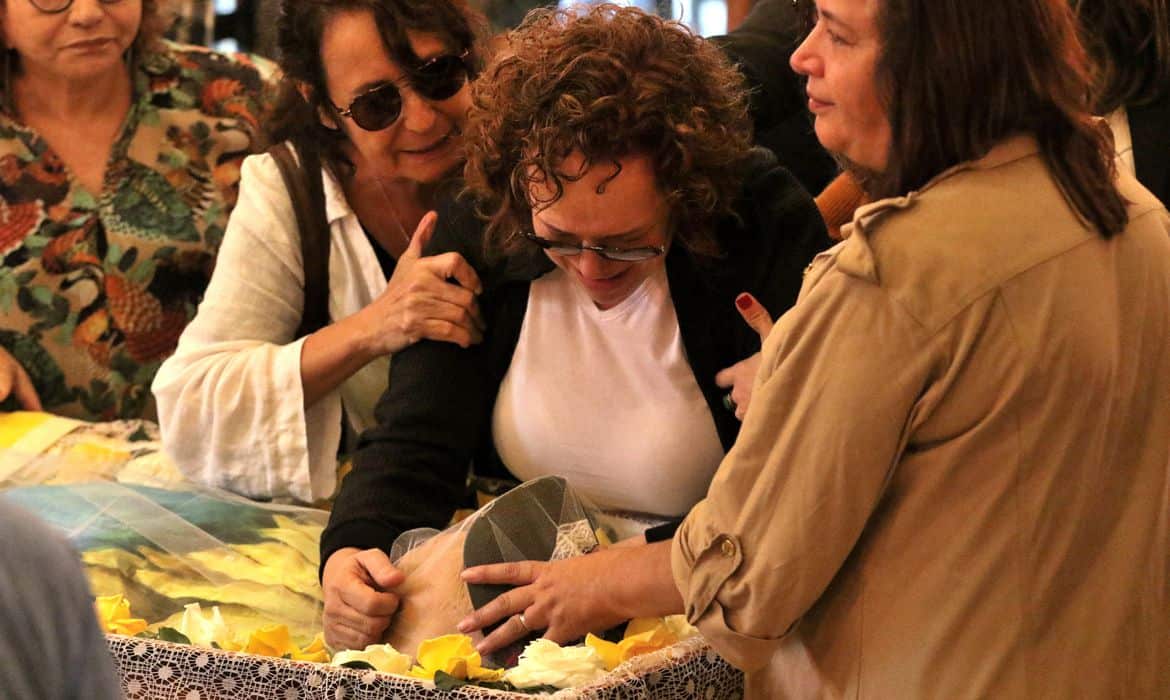 Vida com o João Donato foi de muito amor,diz viúva do artista