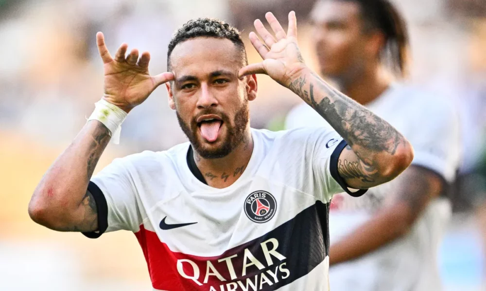103859793-topshot-paris-saint-germains-neymar-celebrates-after-scoring-a-goal-against-jeonbuk-hyu 103859793-topshot-paris-saint-germains-neymar-celebrates-after-scoring-a-goal-against-jeonbuk-hyu