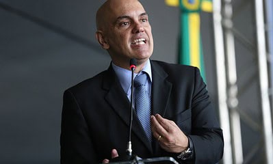 1058650-ebc_14.12.2016–3607 Brasília - O ministro da Justica, Alexandre Moraes e a secretária Especial de Direitos Humanos, Flávia Piovesan entregam o Prêmio Direitos Humanos 2016 (Fabio Rodrigues Pozzebom/Agência Brasil)