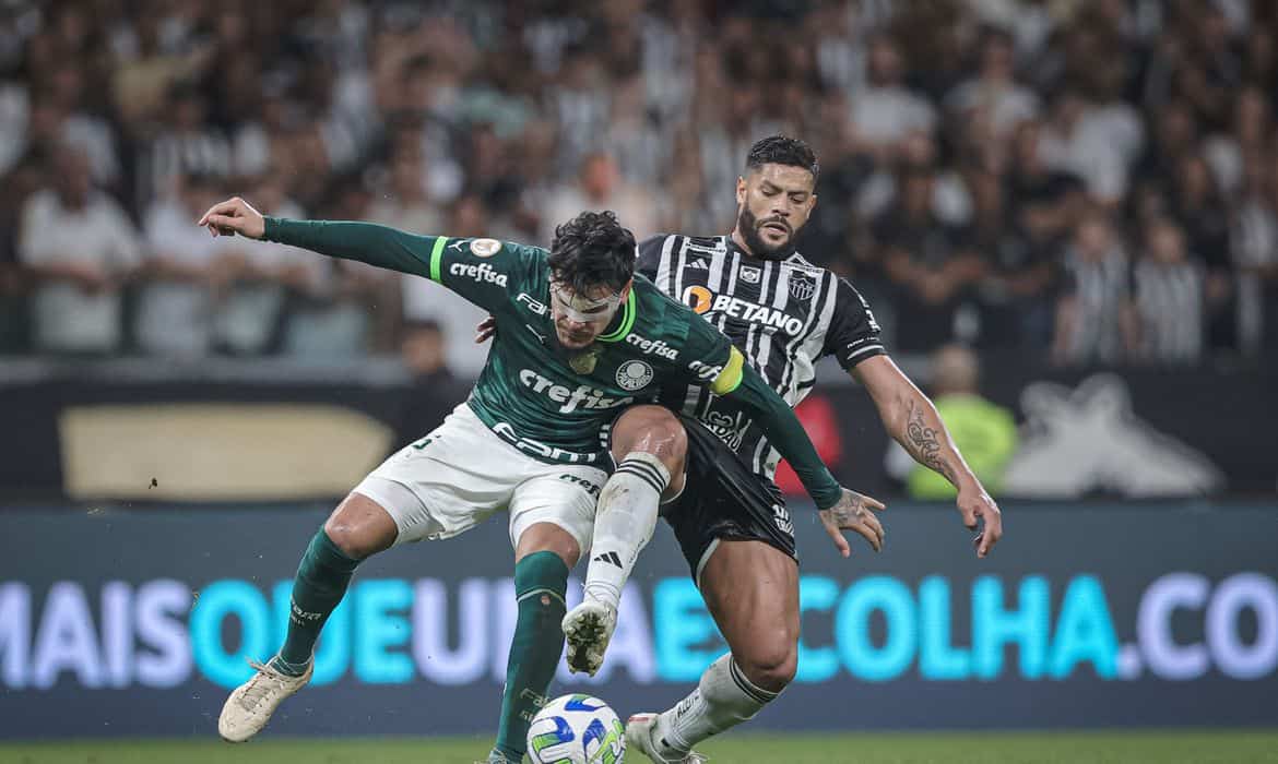 Libertadores: Galo e Palmeiras se enfrentam nesta quarta-feira (2)