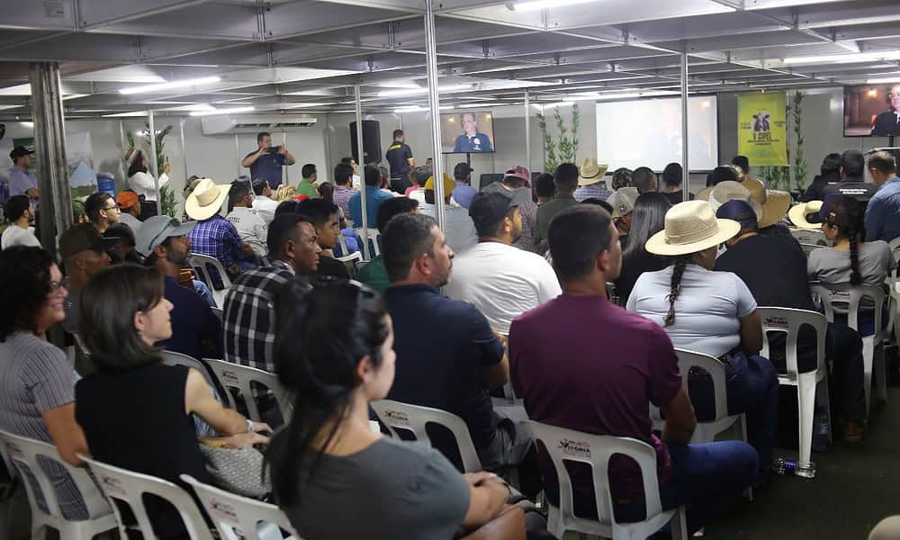 Cafe-e-bacia-leiteira_RR-6 Cafe-e-bacia-leiteira_RR-6