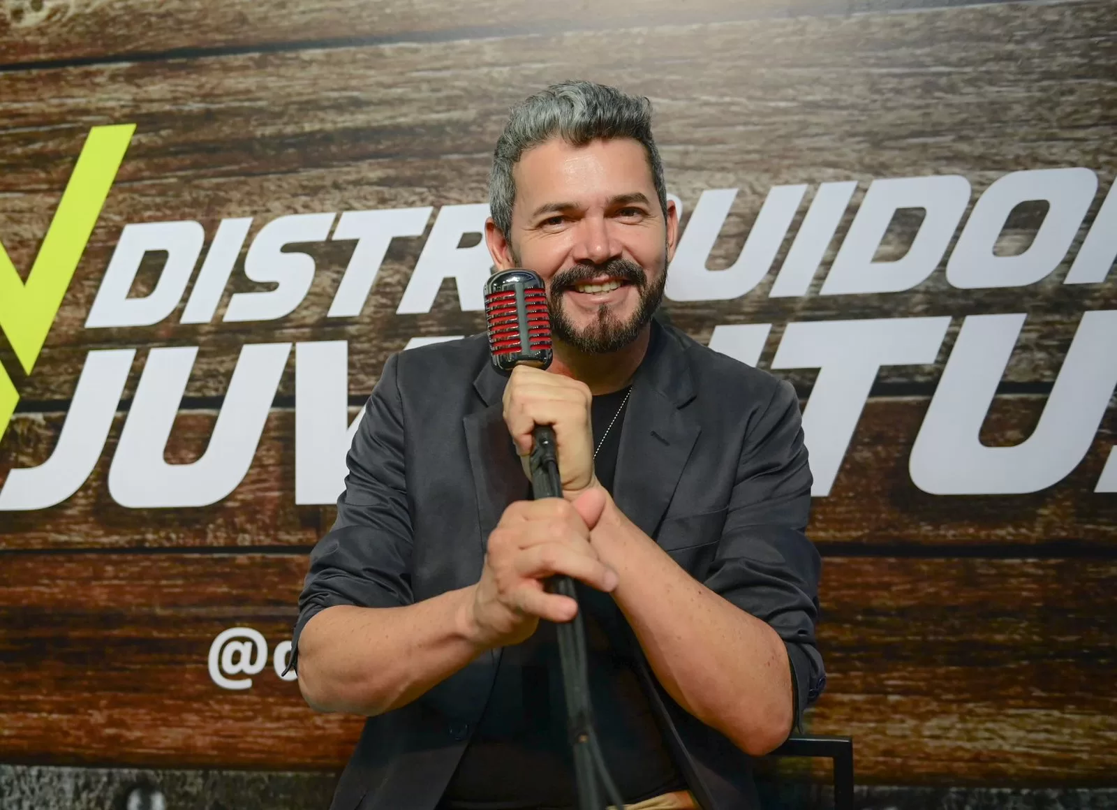 Cantor acreano que participava de dupla famosa nos anos 90, deve retornar aos palcos