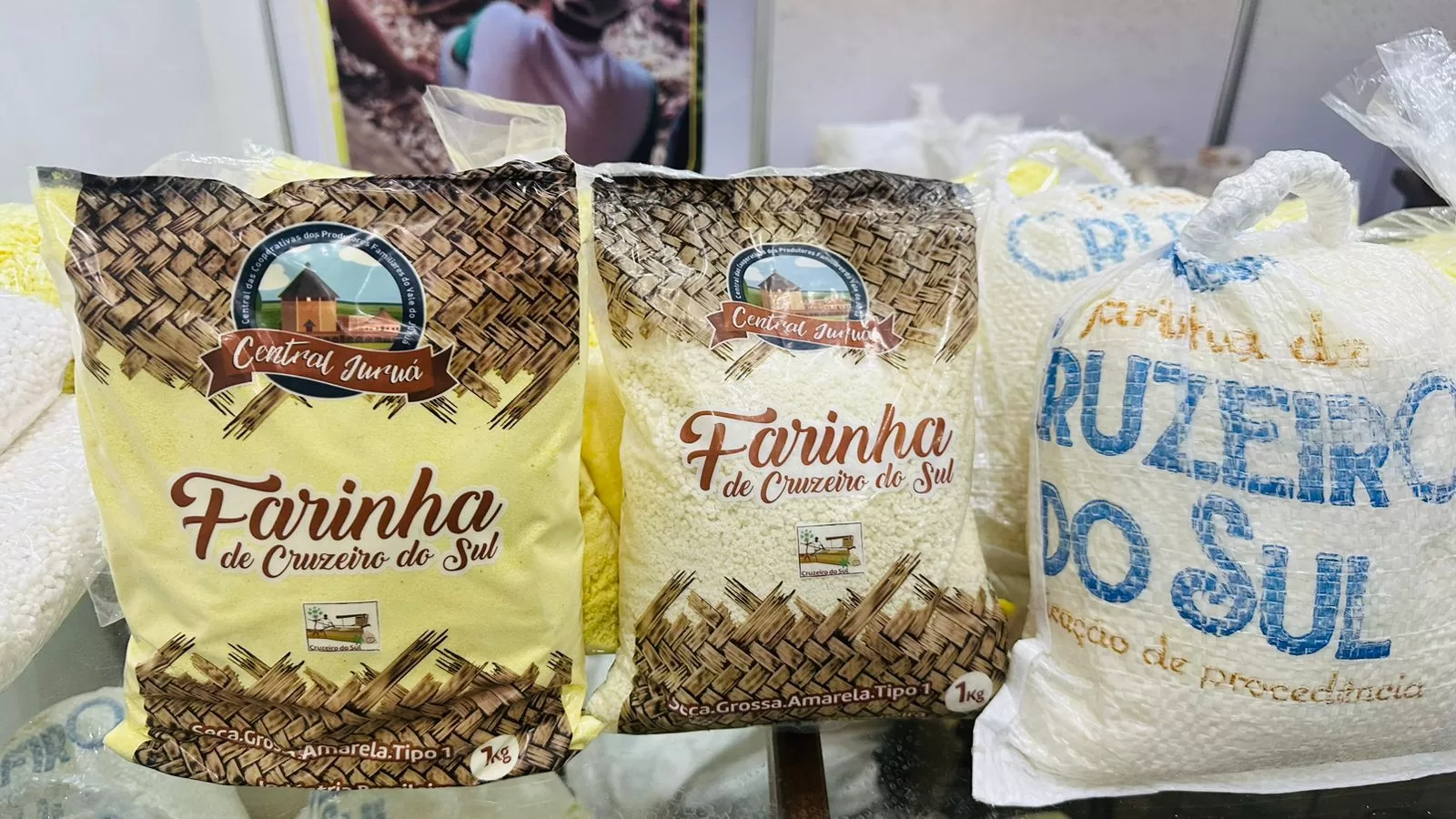 Direto do Juruá: Farinha de Cruzeiro do Sul faz sucesso na Expoacre 2023