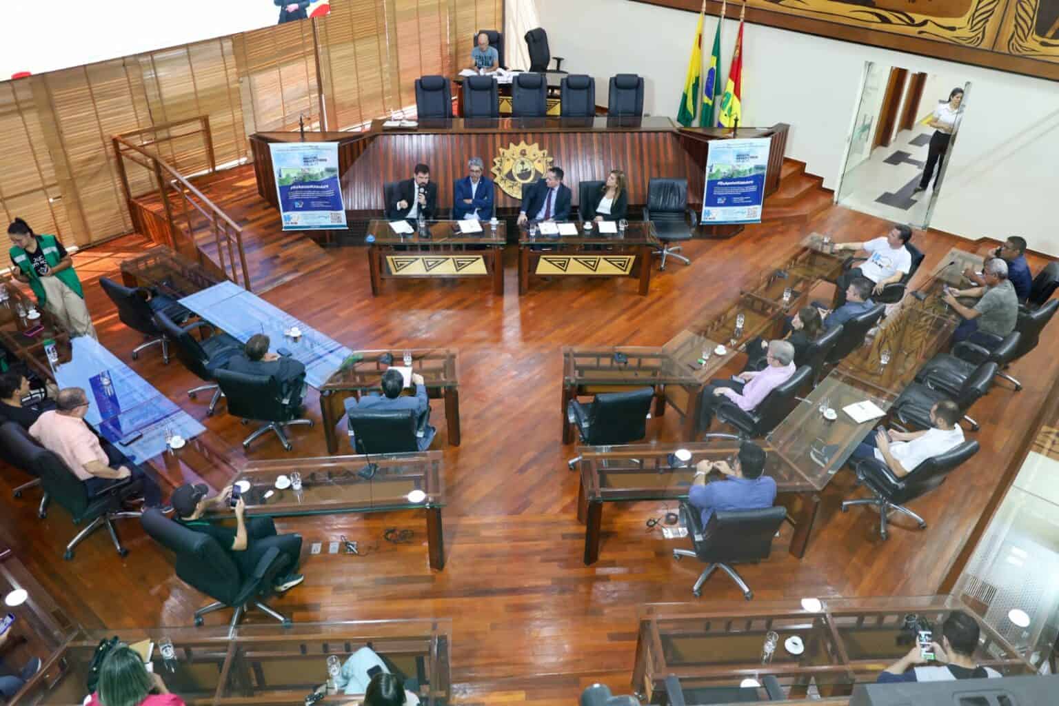 Governo participa de audiência pública sobre a construção do Hospital Universitário