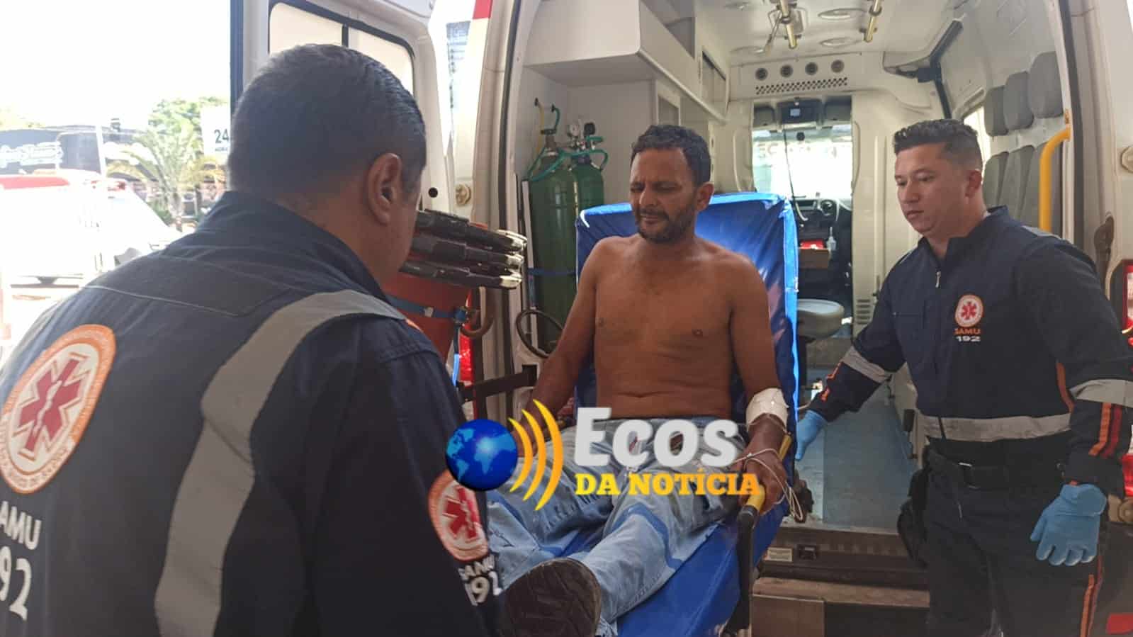 Homem de 42 anos é abordado por bandidos e ferido com facada nas costas no Segundo Distrito