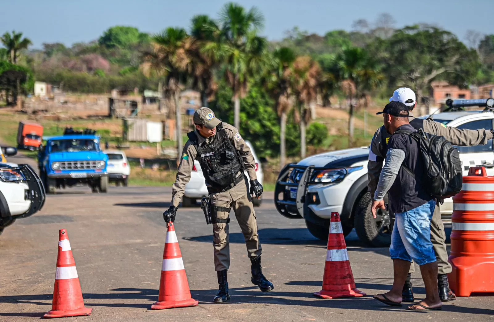 Imprensa é impedida de acompanhar reintegração de posse no Irineu Serra