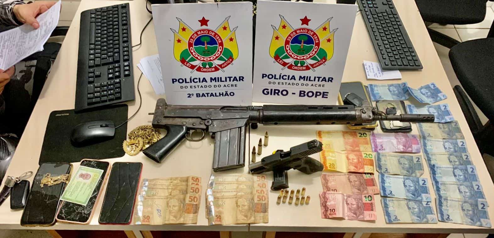 Polícia Militar apreende armas de fogo e prende possíveis autores de homicídio