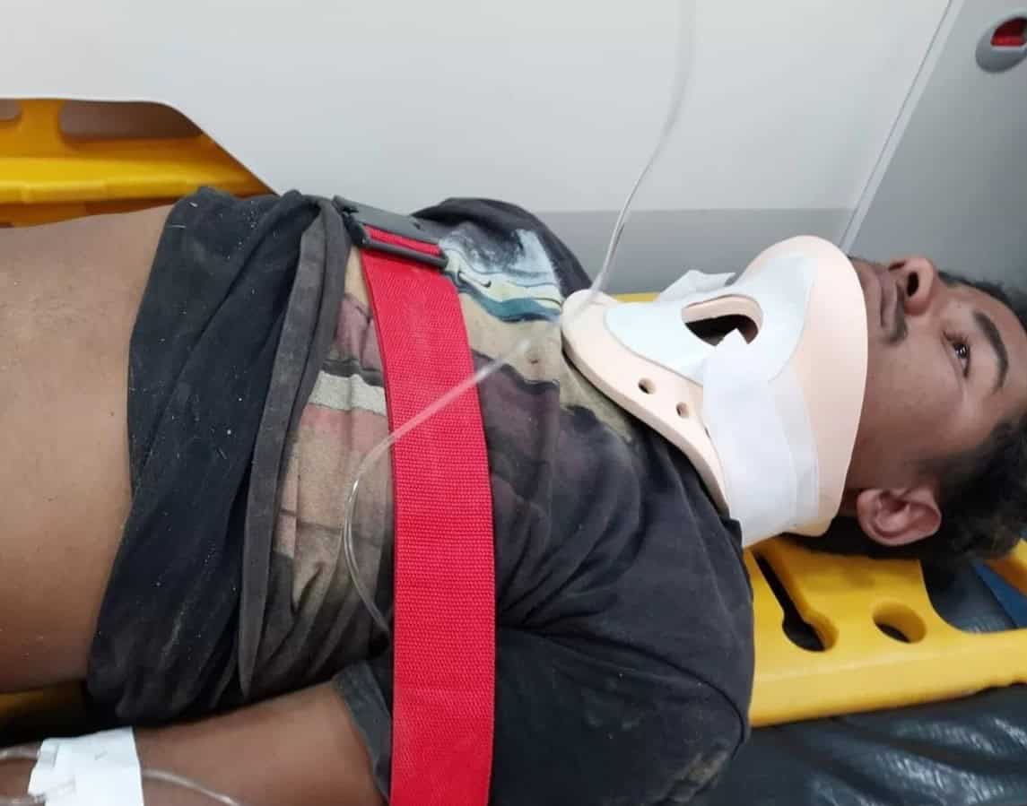 Homem cai de caminhão e é atropelado no Irineu Serra