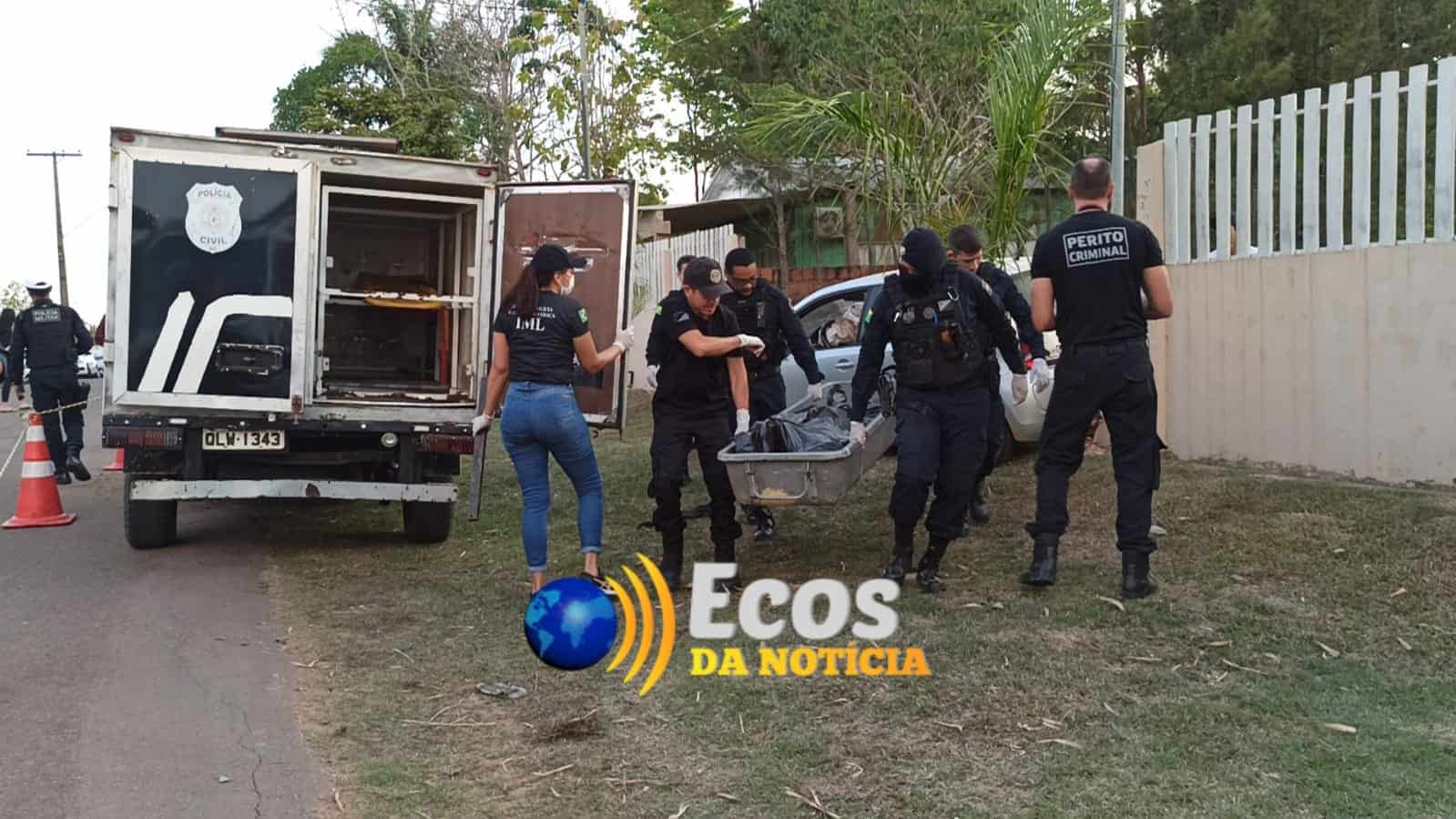 Grave acidente de trânsito mata mulher e deixa motorista ferido na estrada do Quixadá