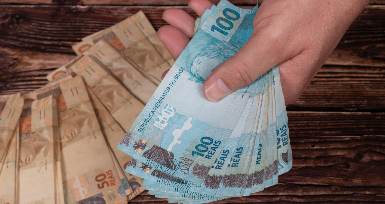 Governo anuncia antecipação dos pagamentos do funcionalismo público do mês de agosto