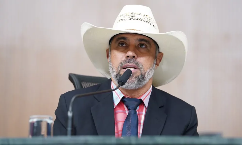 hellenn-reis-245 hellenn-reis-245