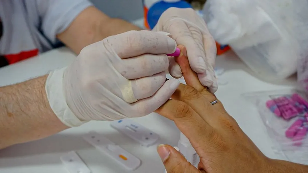 Farmácias podem fazer exames de análise clínica a partir de hoje