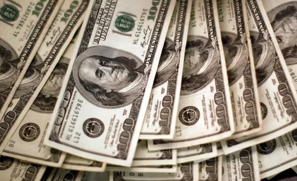 2016-06-21t224858z_1_lynxnpec5k1xg_rtroptp_3_dolar-fecha 2016-06-21t224858z_1_lynxnpec5k1xg_rtroptp_3_dolar-fecha