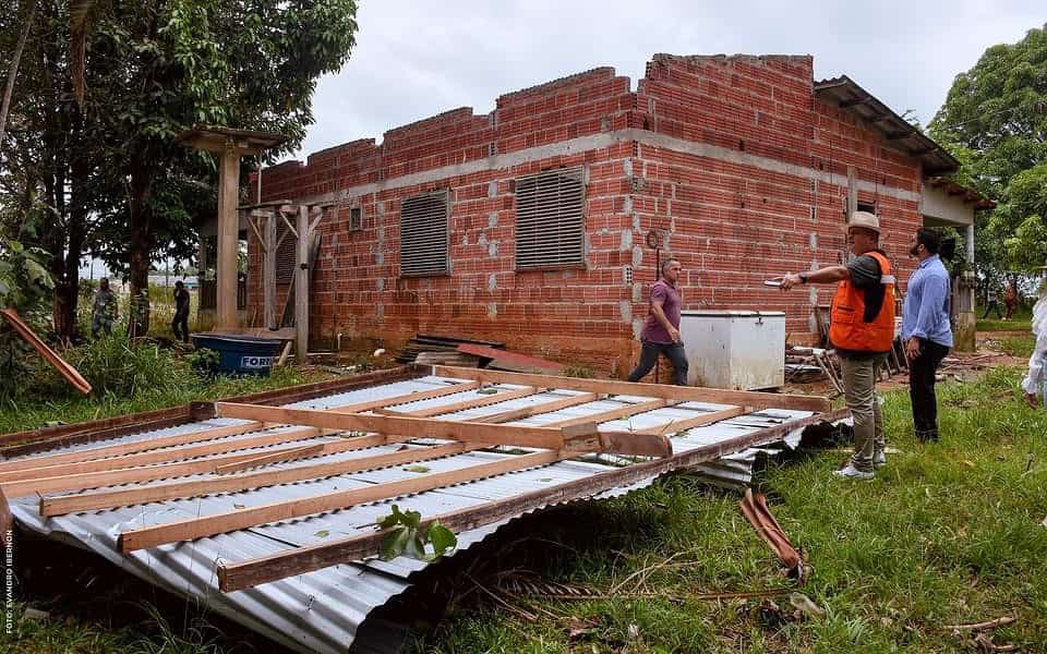 69FDF175-7520-43B9-83B2-1387DA4B2F06 69FDF175-7520-43B9-83B2-1387DA4B2F06