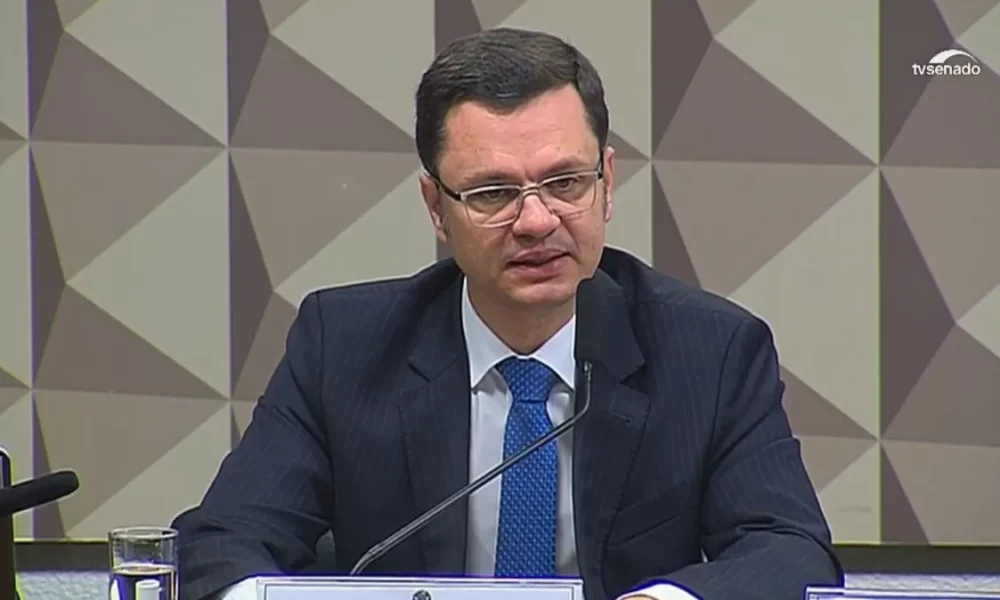 BR_CNN_080823_LIVE_CLEAN_frame_86351