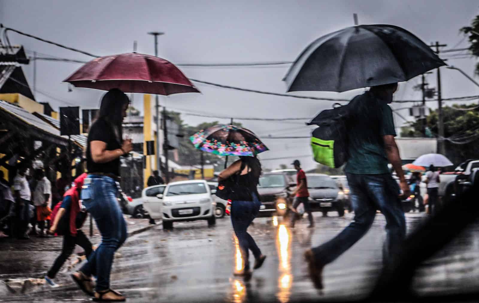 Terça-feira será quente, com sol, nuvens e chuvas pontuais no Acre