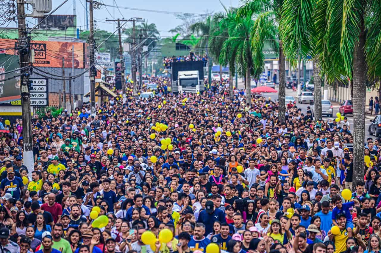 Marcha Para Jesus 2023 reúne 10 mil cristãos em Rio Branco, diz organização