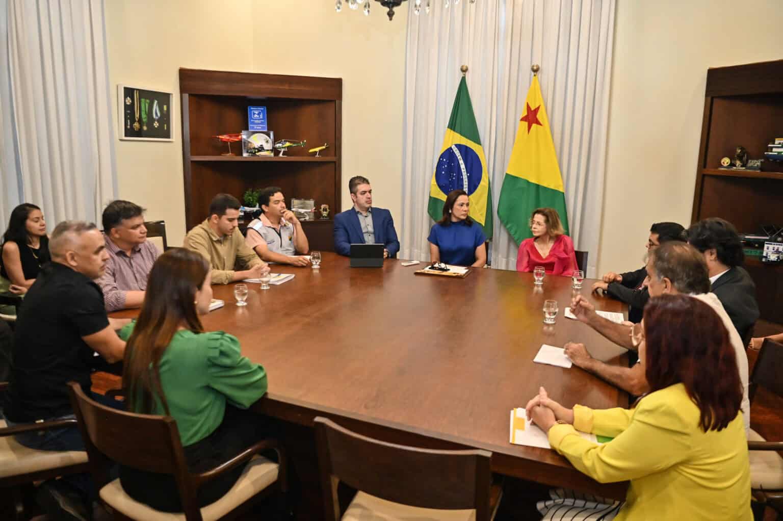 Estado e Ministério Público discutem execução do programa Ruas do Povo