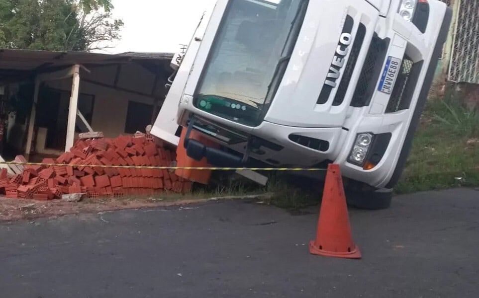 WhatsApp Image 2023-09-26 at 12.08.42 WhatsApp Image 2023-09-26 at 12.08.42