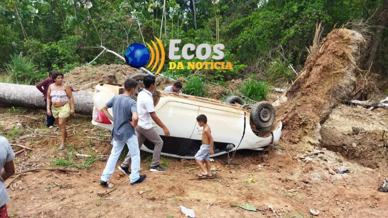 Motorista sofre acidente após estouro de Pneu traseiro no Interior do Acre