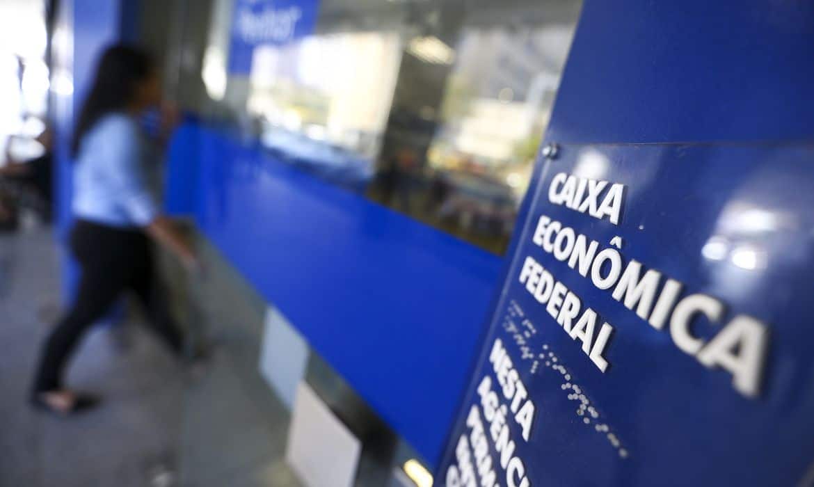 Caixa paga novo Bolsa Família a beneficiários com NIS de final 1