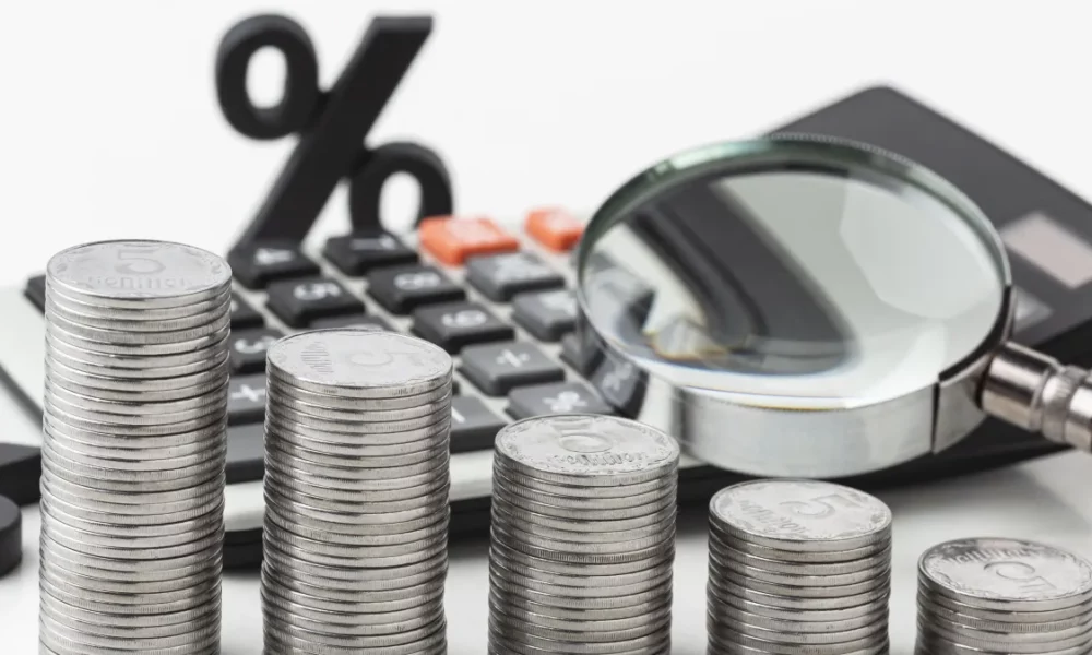 conceito-grafico-com-moedas-de-alto-angulo conceito-grafico-com-moedas-de-alto-angulo