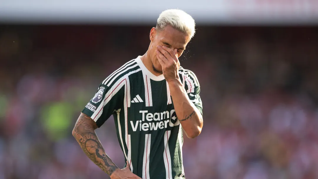 Outras duas mulheres acusam o atacante Antony, do Manchester United, de agressão