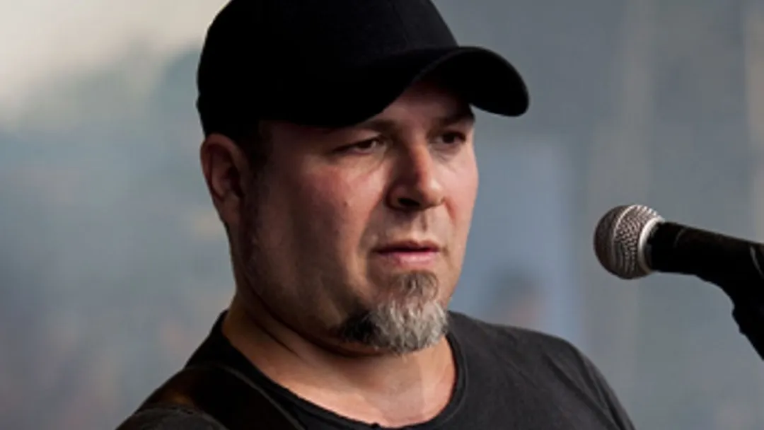 Mingau passa por nova cirurgia para diminuir pressão na cabeça, segundo hospital