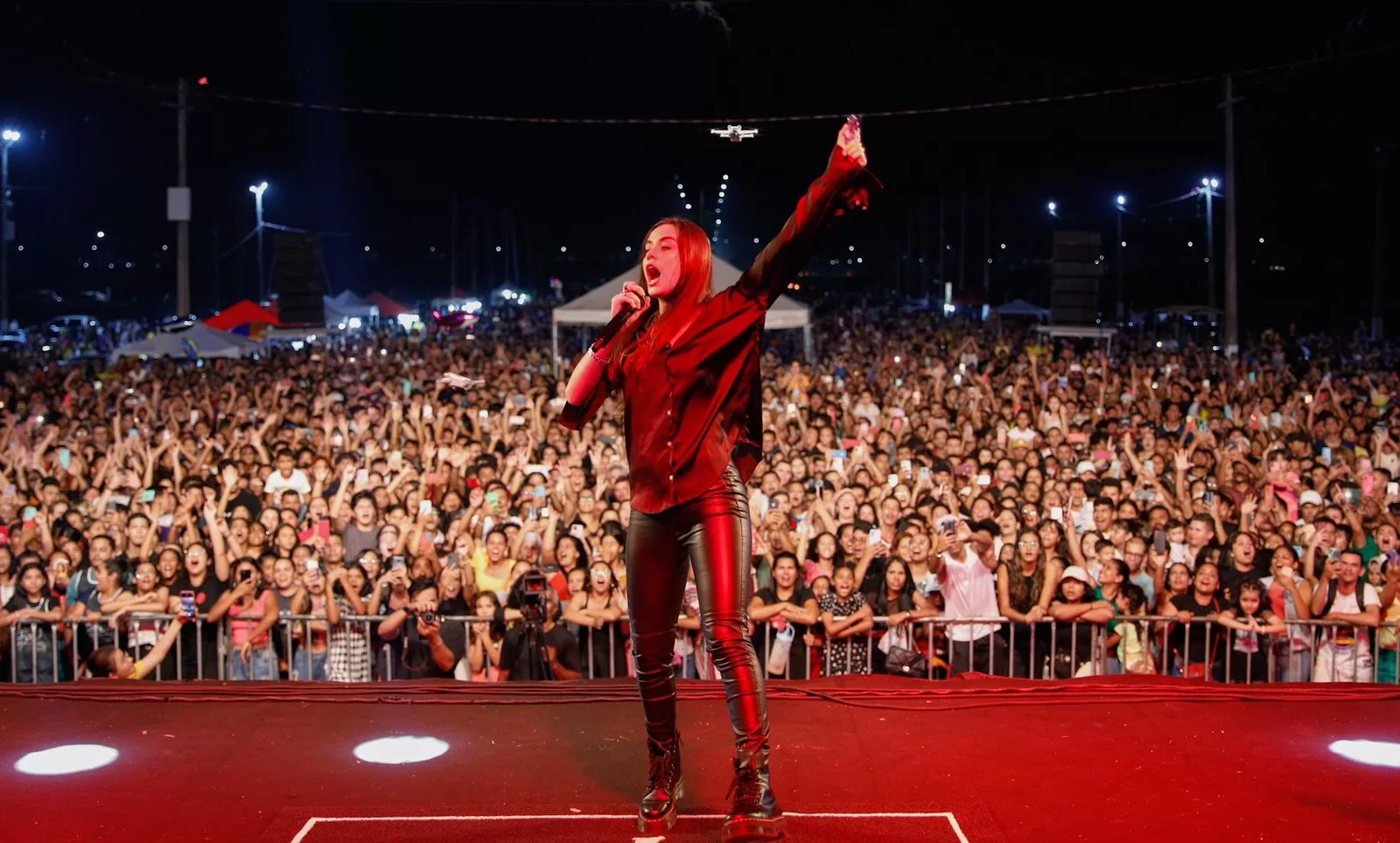 Isadora Pompeo reúne mais de 12 mil pessoas no encerramento do Marcha