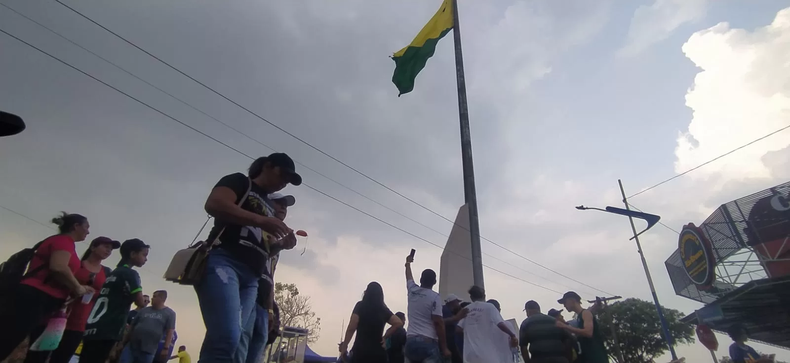Fortes ventos e tempo fechado ameaçam atrapalhar Marcha Para Jesus, em Rio Branco