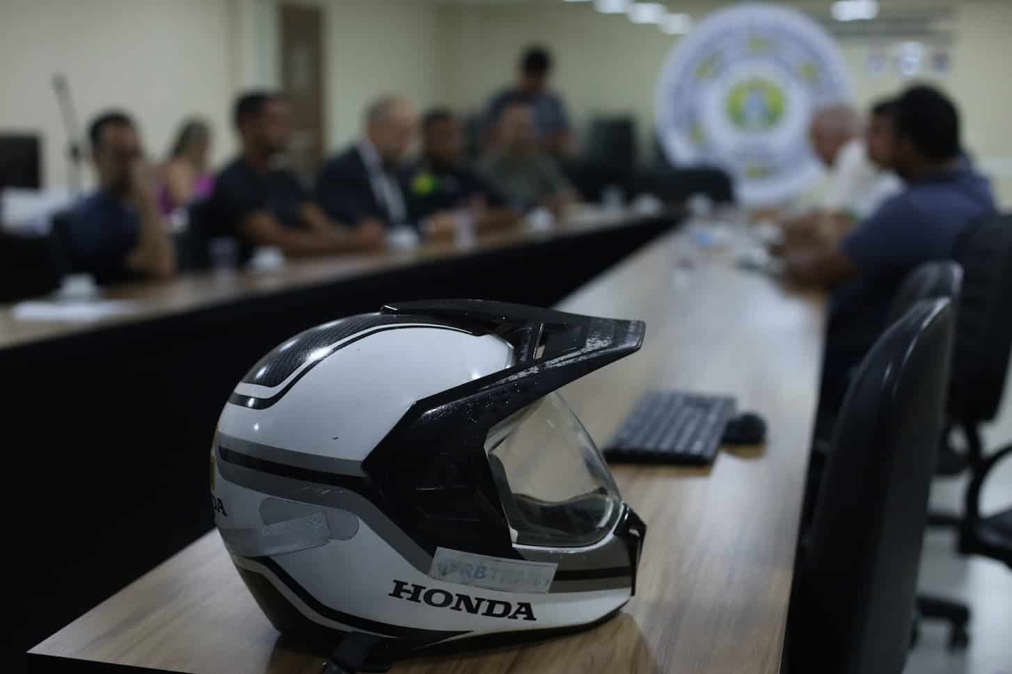 Sejusp recebe taxistas, motoristas de app e mototaxistas para articular estratégias