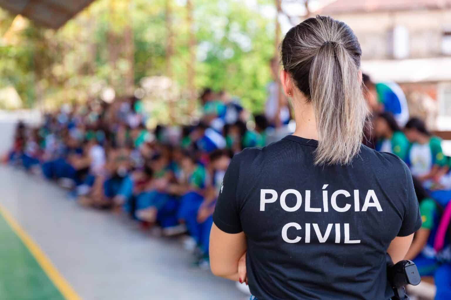 Polícia Civil promove palestra sobre violência infantil na Escola Dr. Carlos Vasconcelos