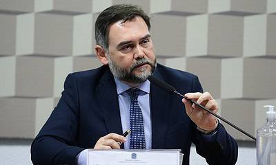 CSP – Comissão de Segurança Pública Comissão de Segurança Pública (CSP) realiza audiência pública para debater os violentos ataques a escolas no Brasil.Em pronciamento, à mesa, procurador de Justiça do Ministério Público do Estado do Acre, Sammy Barbosa Lopes.Foto: Pedro Franca/Agência Senado