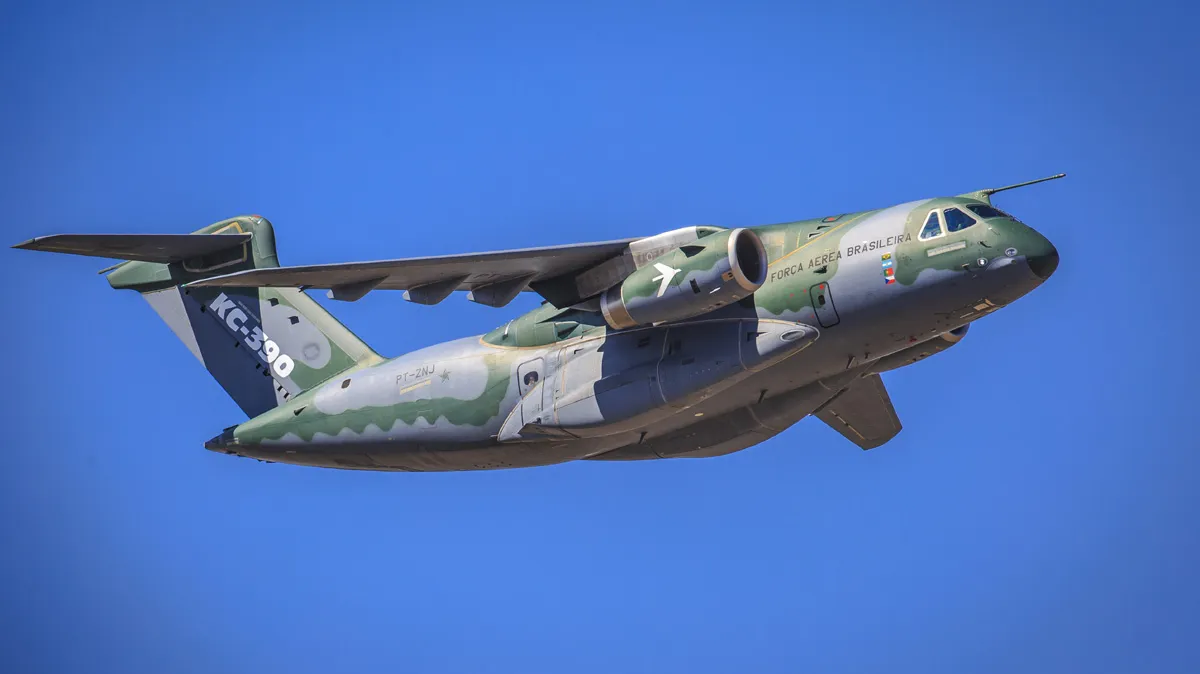 Guerra de Israel: 3° avião da FAB com repatriados chega ao Brasil