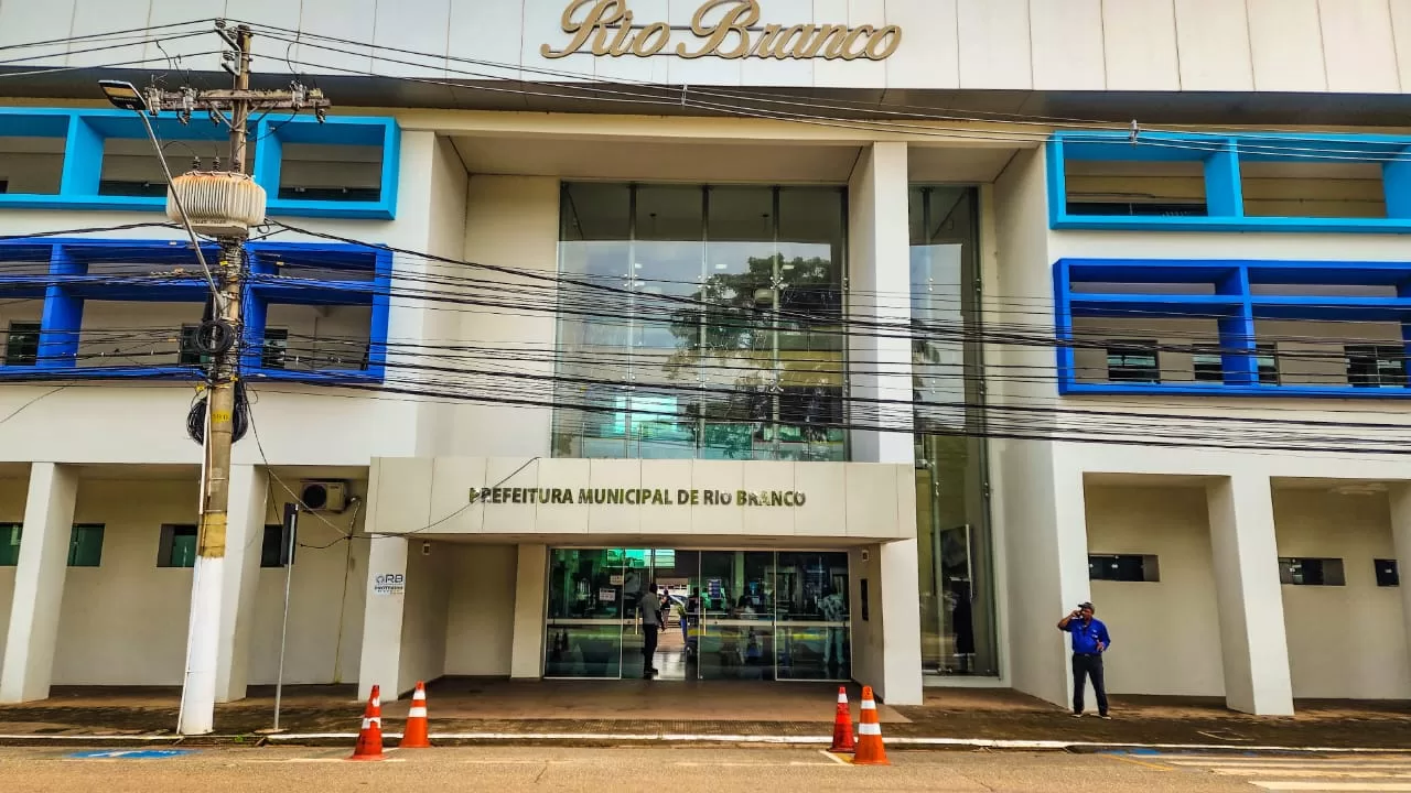 Prefeitura convoca pedagogos e agentes sociais aprovados em concurso