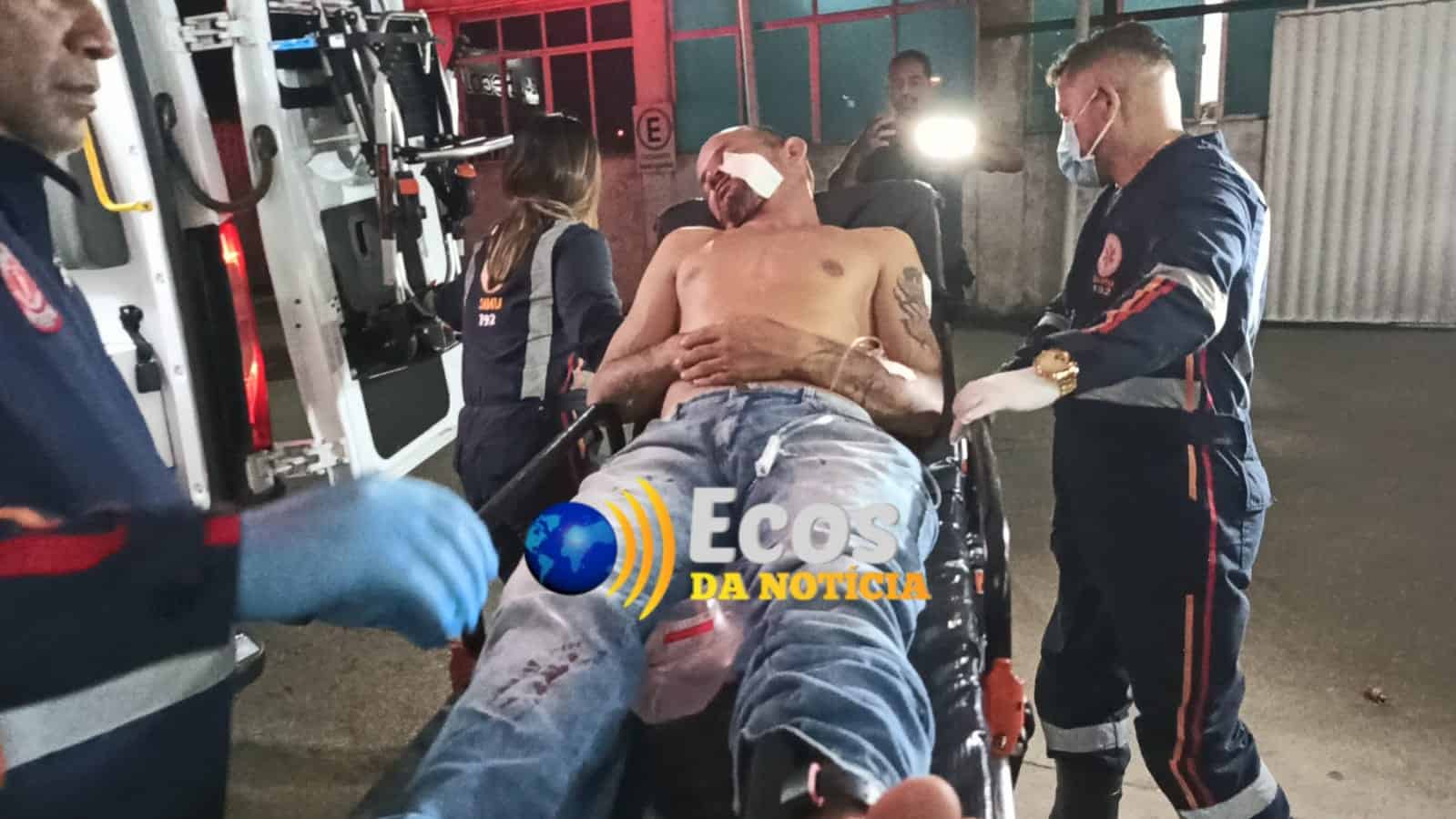 Marido vai buscar mulher em bar para ir pra casa e é ferido a golpes de faca em Rio Branco