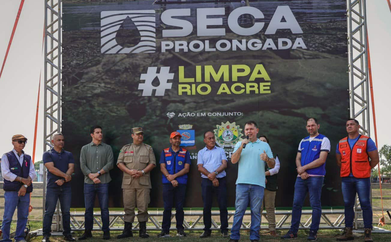 Governo e Prefeitura iniciam maior mutirão de limpeza das margens do Rio Acre