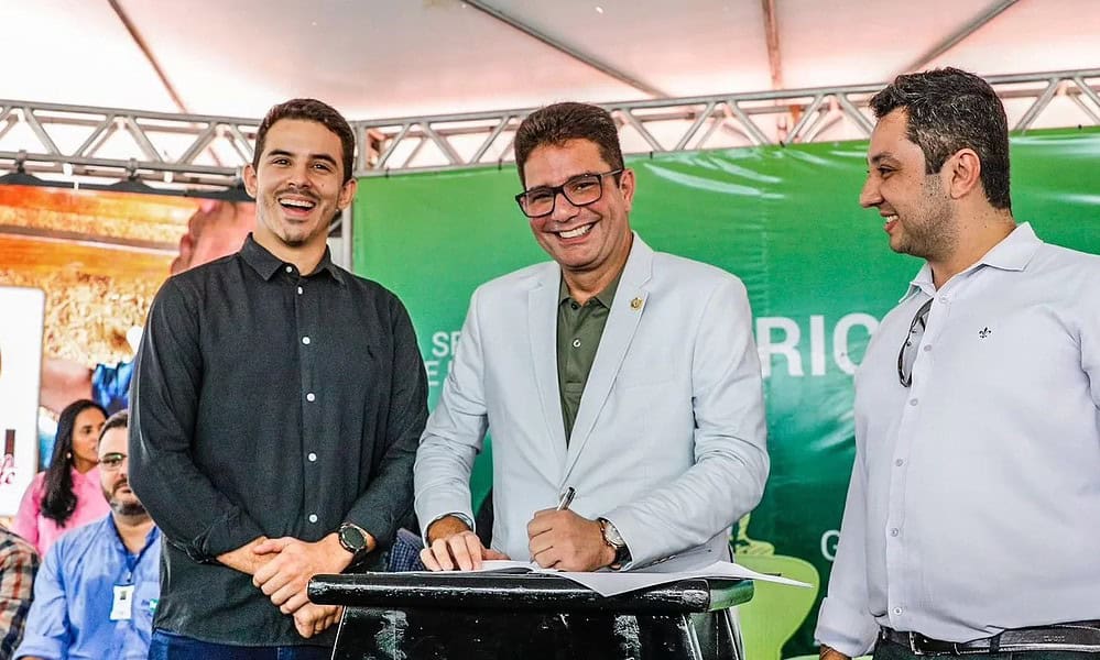 WhatsApp Image 2023-10-27 at 13.27.53 WhatsApp Image 2023-10-27 at 13.27.53