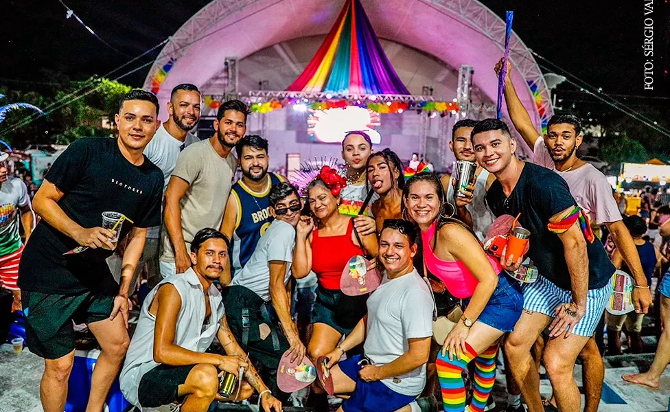 XAPURI_GAYS–jpg XAPURI_GAYS--jpg