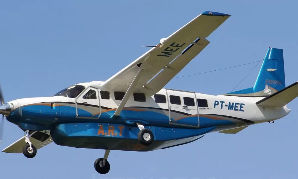 aviao-caravan-jpeg aviao-caravan-jpeg