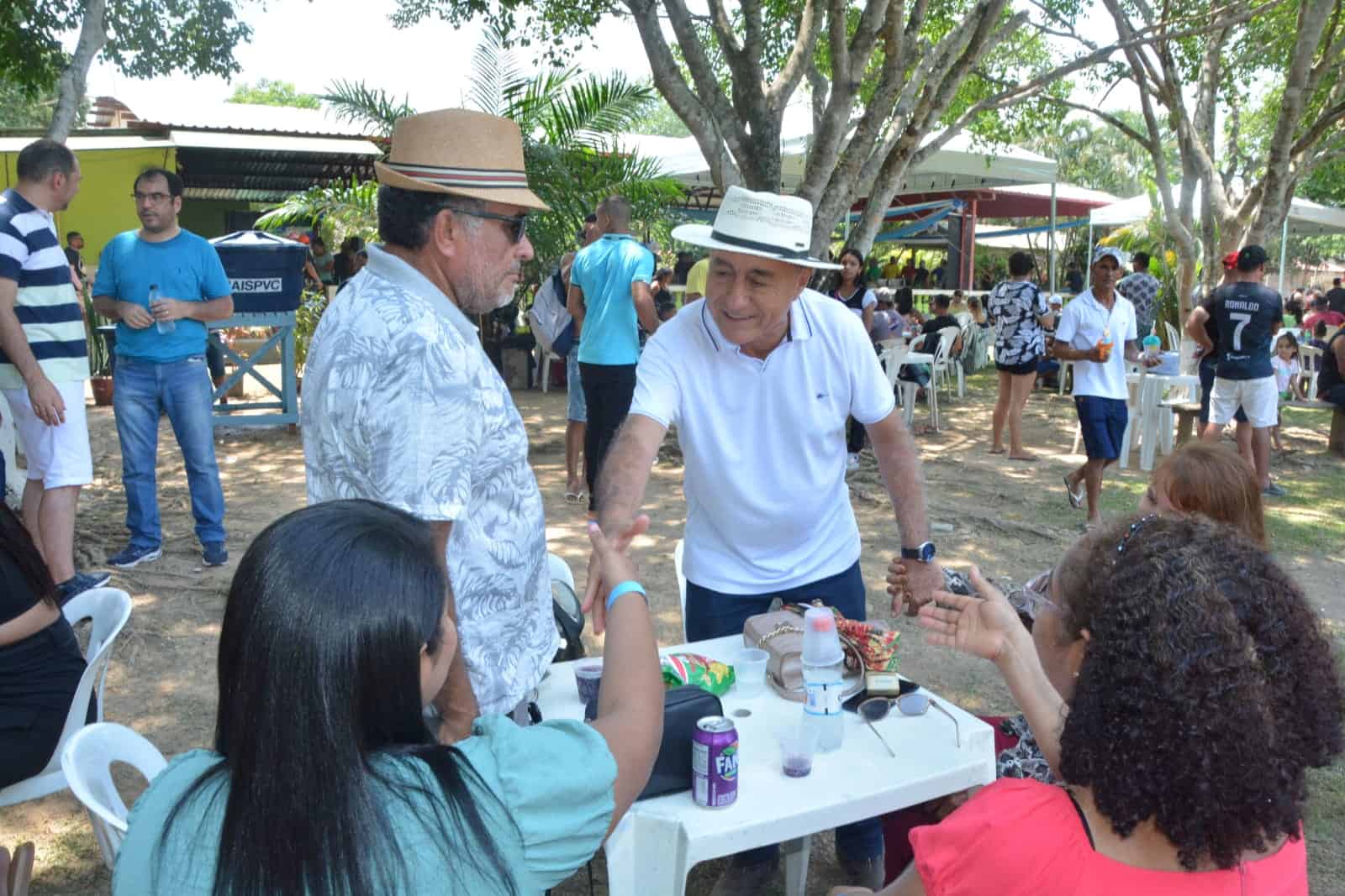 Prefeitura de Rio Branco festeja Dia dos Garis e Margaridas