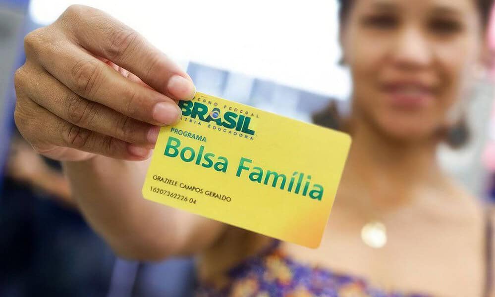 bolsafamilia_1 Divulgadas regras de gestão do novo Bolsa Família - Novo cartão do programa Bolsa Família. Foto: Rafael Lampert Zart/ ASCOM/ MDSA