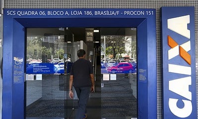 Caixa Econômica Federal inicia hoje (13) a liberação do saque de até R$ 500 em contas do Fundo de Garantia do Tempo de Serviço (FGTS).
