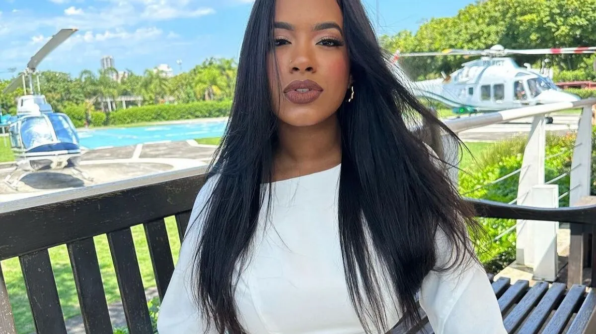 Influenciadora denuncia racismo após ser barrada em loja de grife nos Estados Unidos