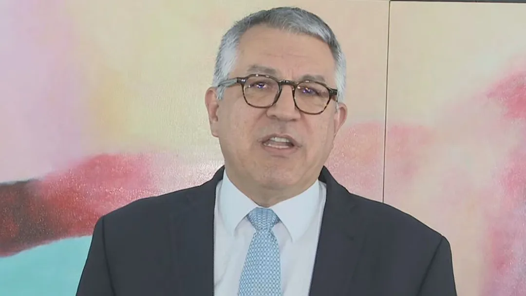 Após pedidos de ajuda de países, ministro diz que prioridade absoluta são os brasileiros