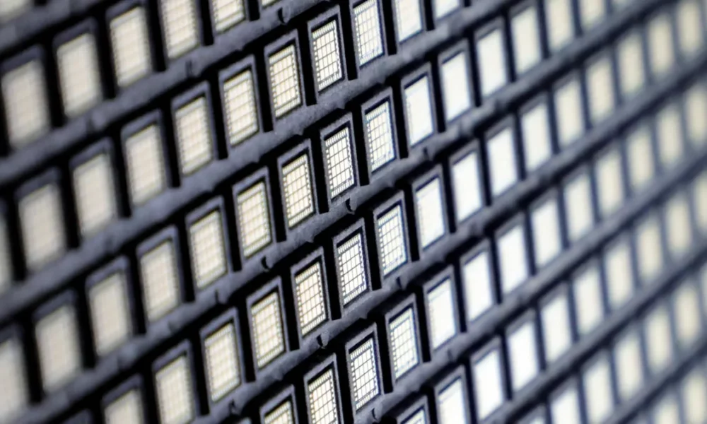 tagreuters.com2021binary_LYNXMPEHA80VQ-FILEDIMAGE tagreuters.com2021binary_LYNXMPEHA80VQ-FILEDIMAGE