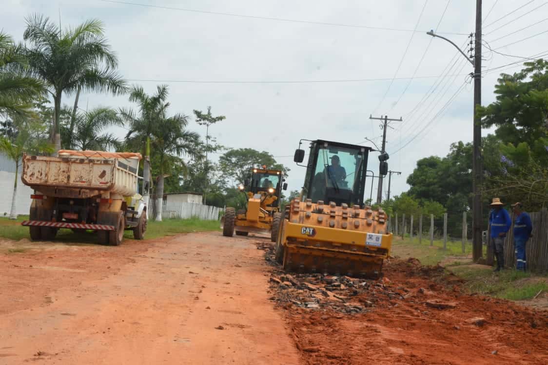 Prefeitura de Rio Branco realiza intervenção visando renovação  na estrada do Quixadá