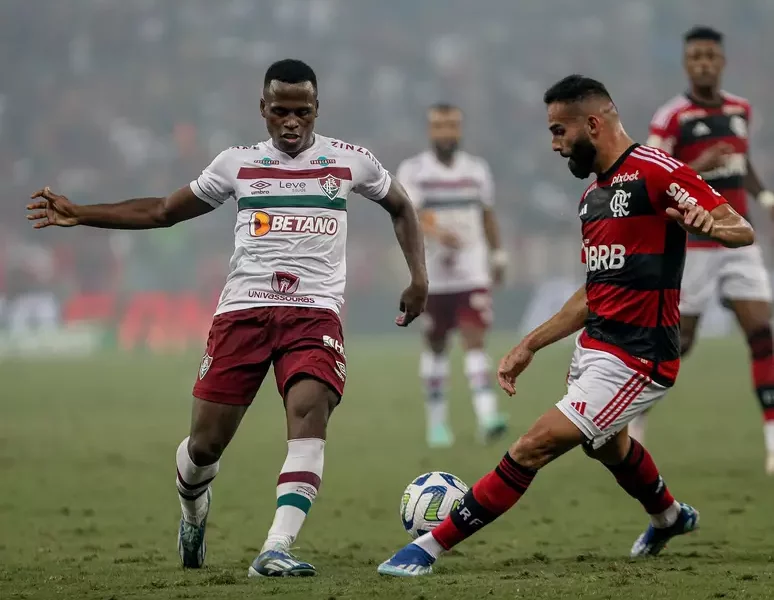 847064940-533256939085c27b3f556k 847064940-533256939085c27b3f556k